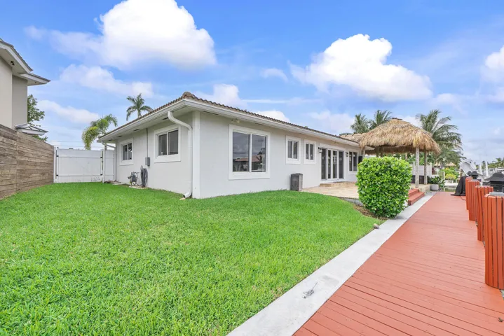 361 Se 9th Ct_062