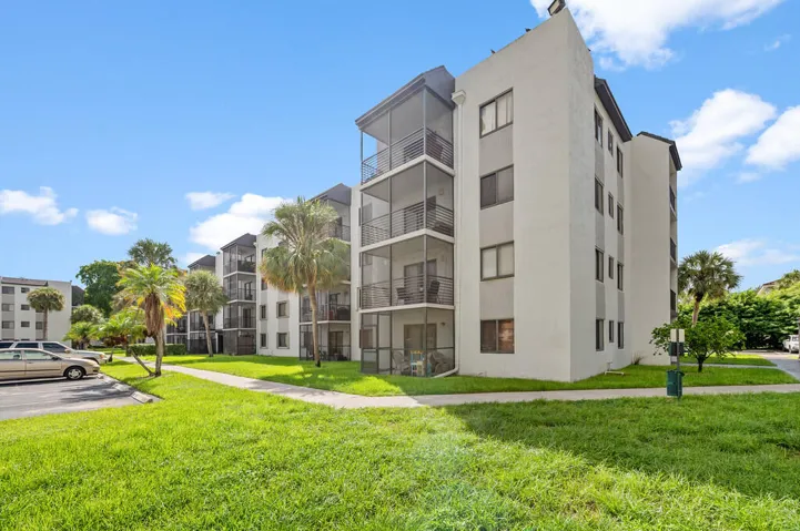 3720 nw 88th Ave_02