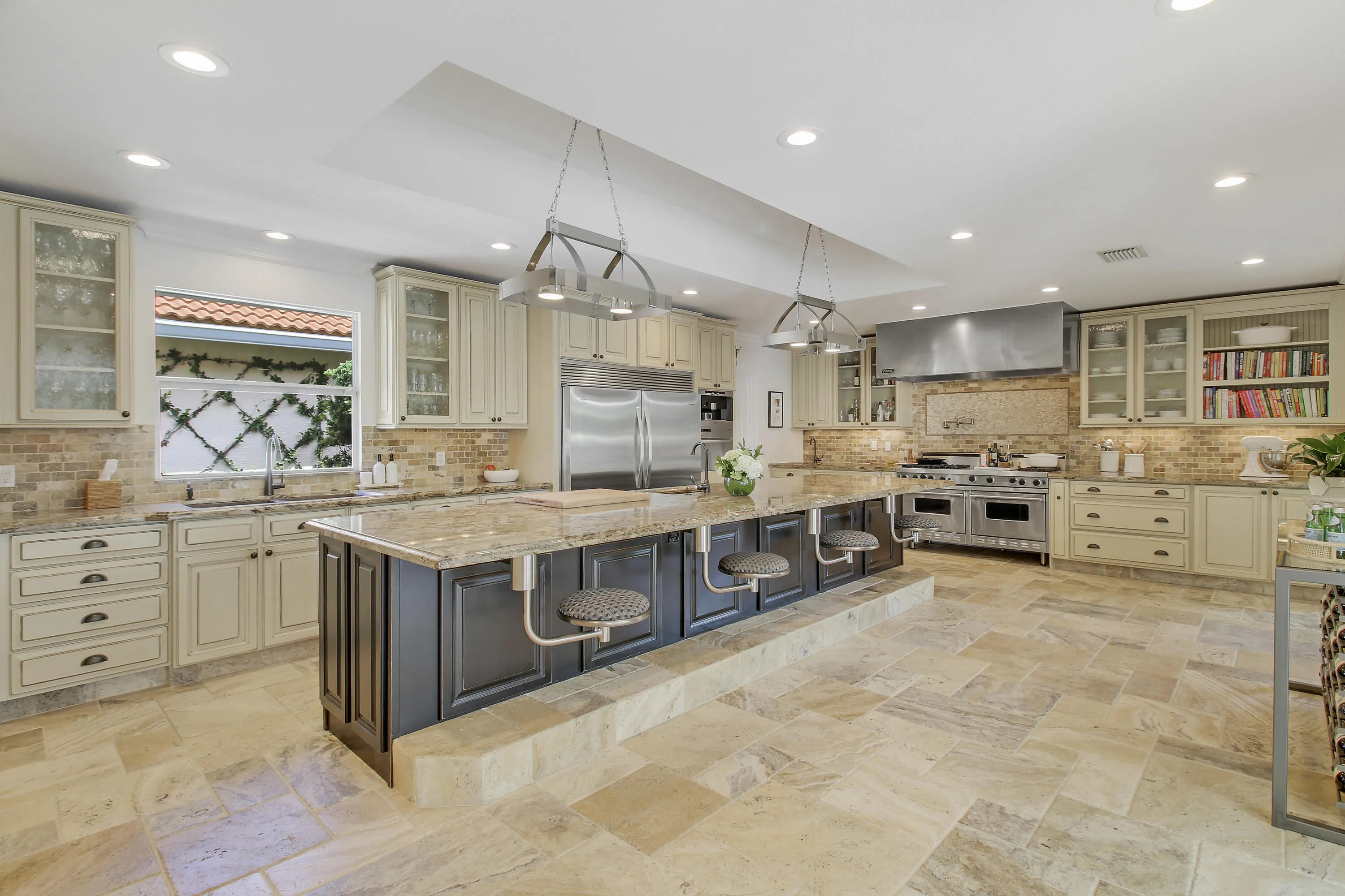 Property photo 32