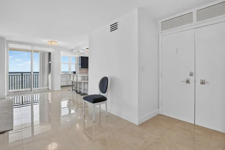 Double door entry