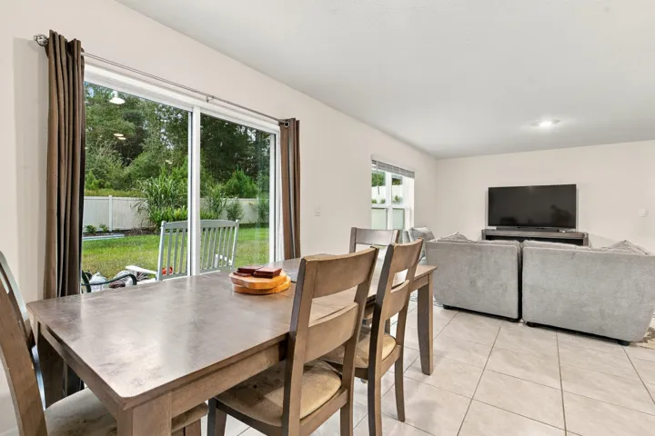 Dining_002-2