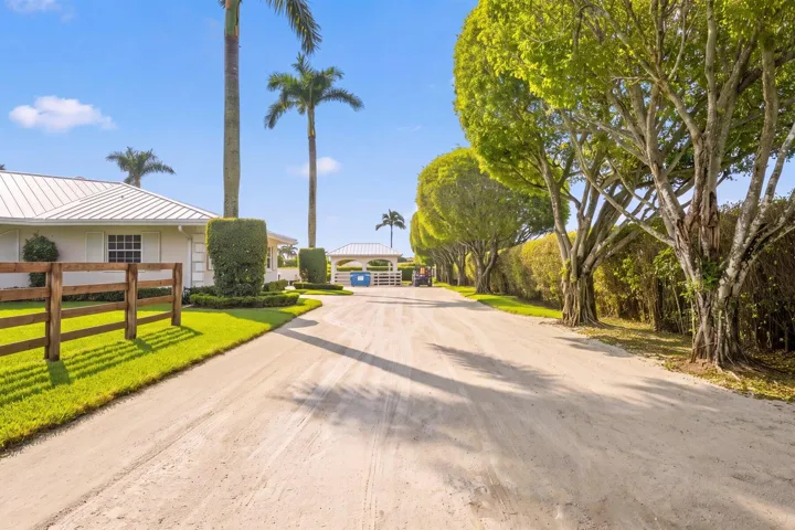 10-3442 Old Hampton Dr
