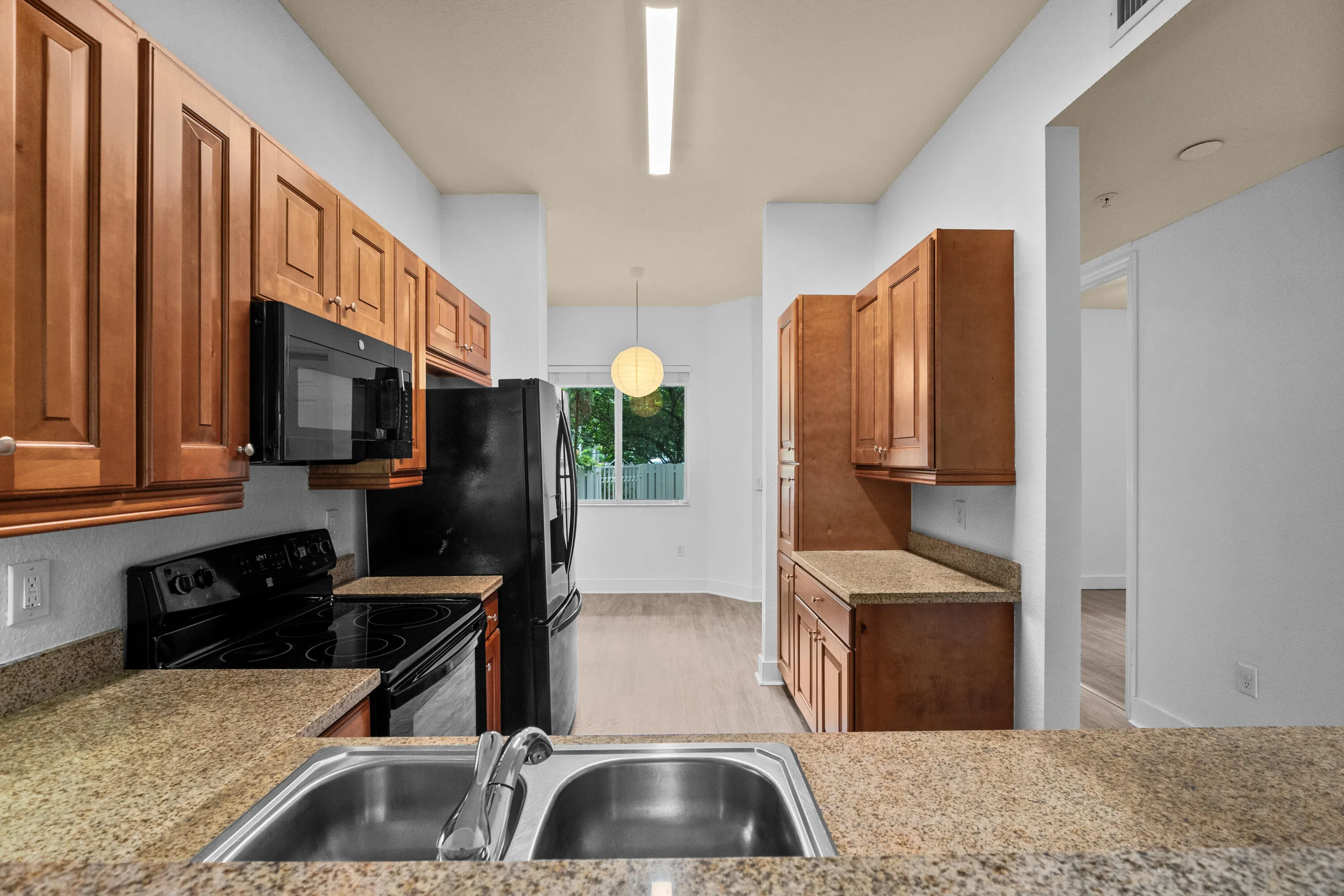 3500 Oaks Clubhouse Dr5