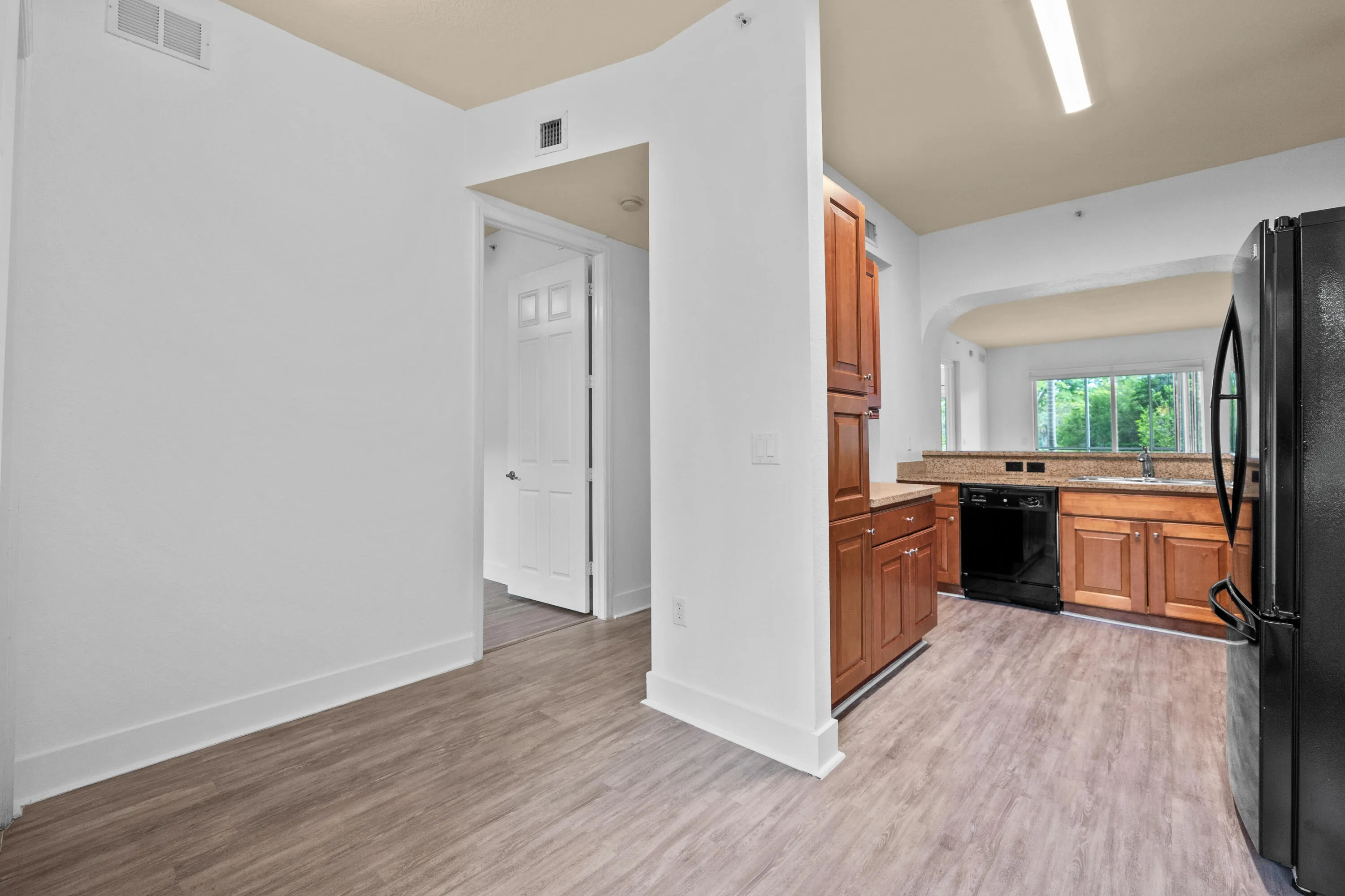 3500 Oaks Clubhouse Dr1