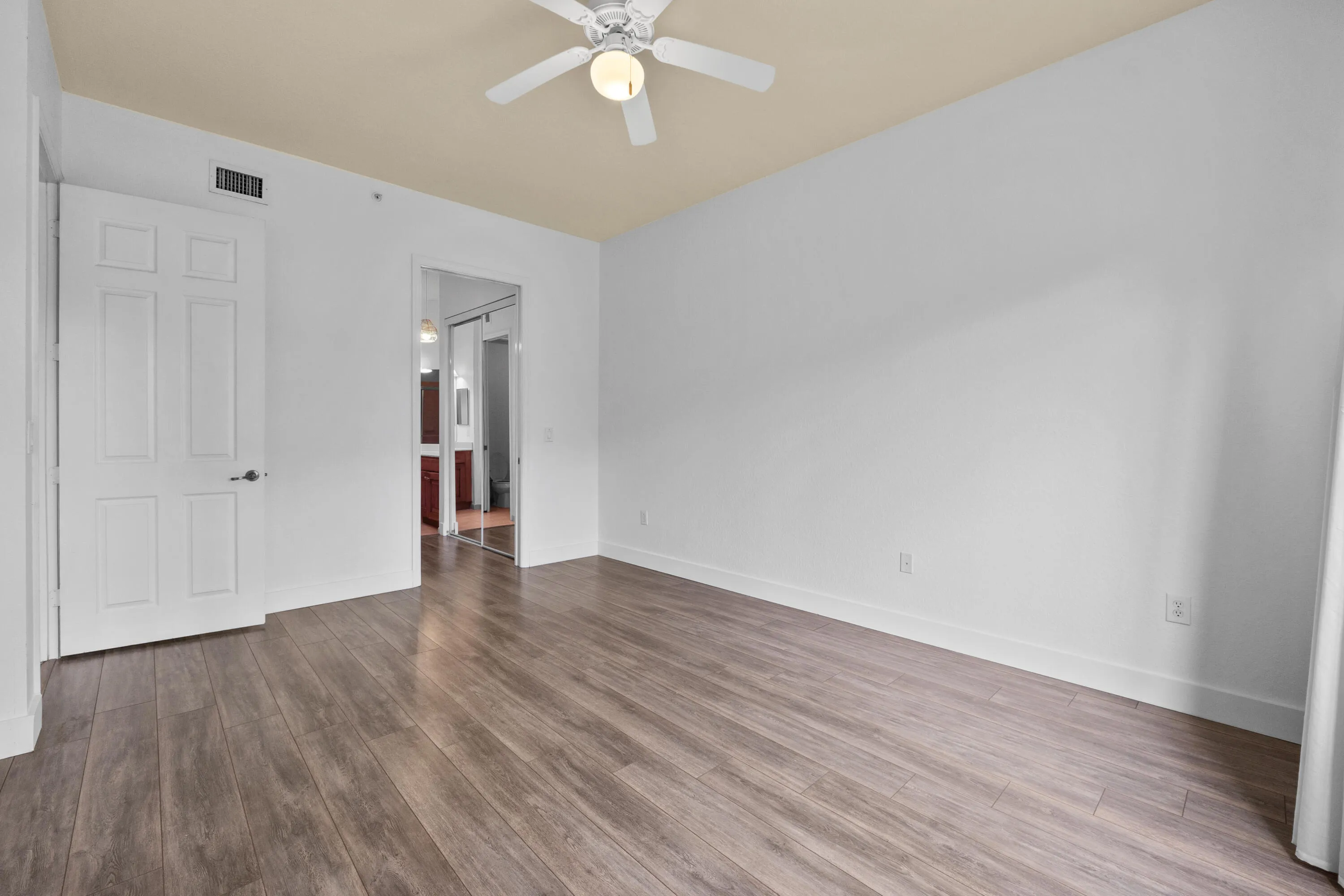 3500 Oaks Clubhouse Dr15