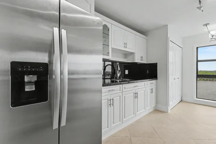 Stainless appliances