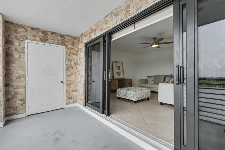 Screened patio