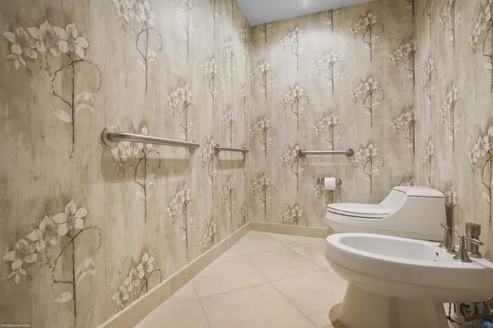3800 N Ocean Dr 1751 029a