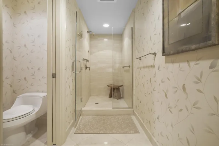 3800 N Ocean Dr 1751 039