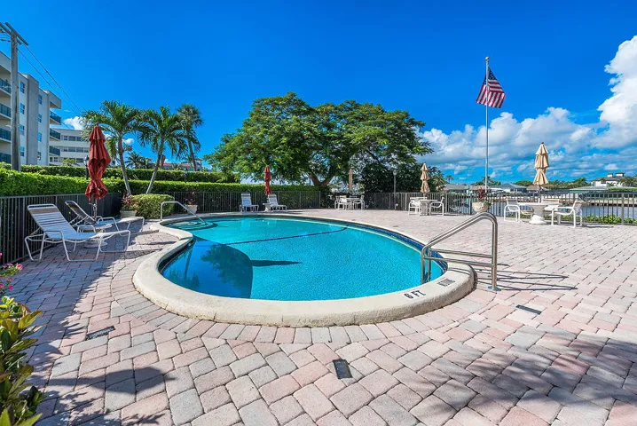 285SE19thAve#203.DeerfieldBeach-31
