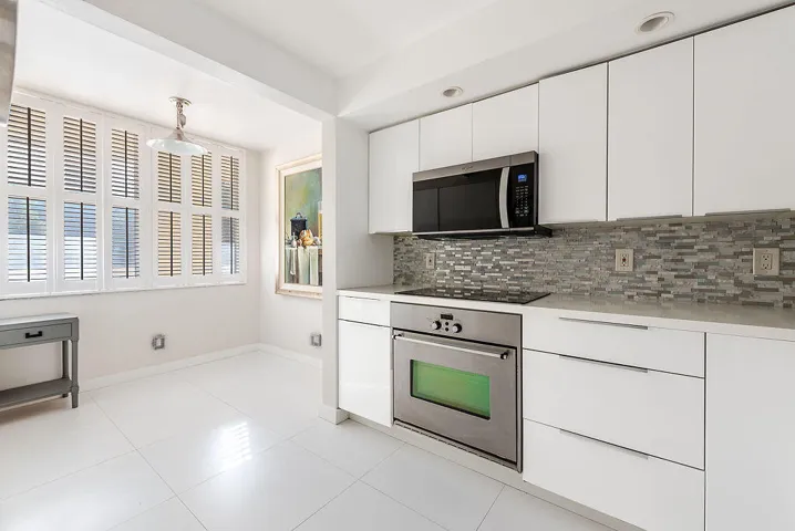 285SE19thAve#203.DeerfieldBeach-6