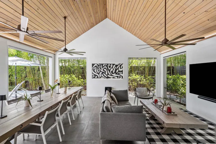 053-1275NorthSwintonAvenue-DelrayBeach-F