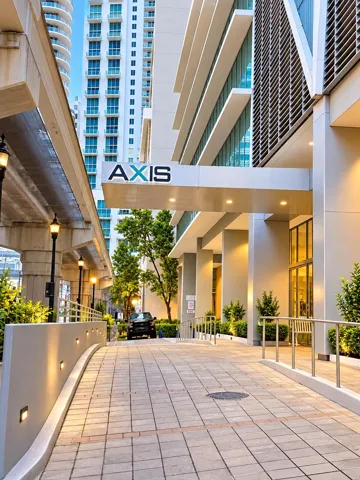 Axis on Brickell II. 2 Blocks from Publix. 1/2 Block walk to metrorail/metromover.