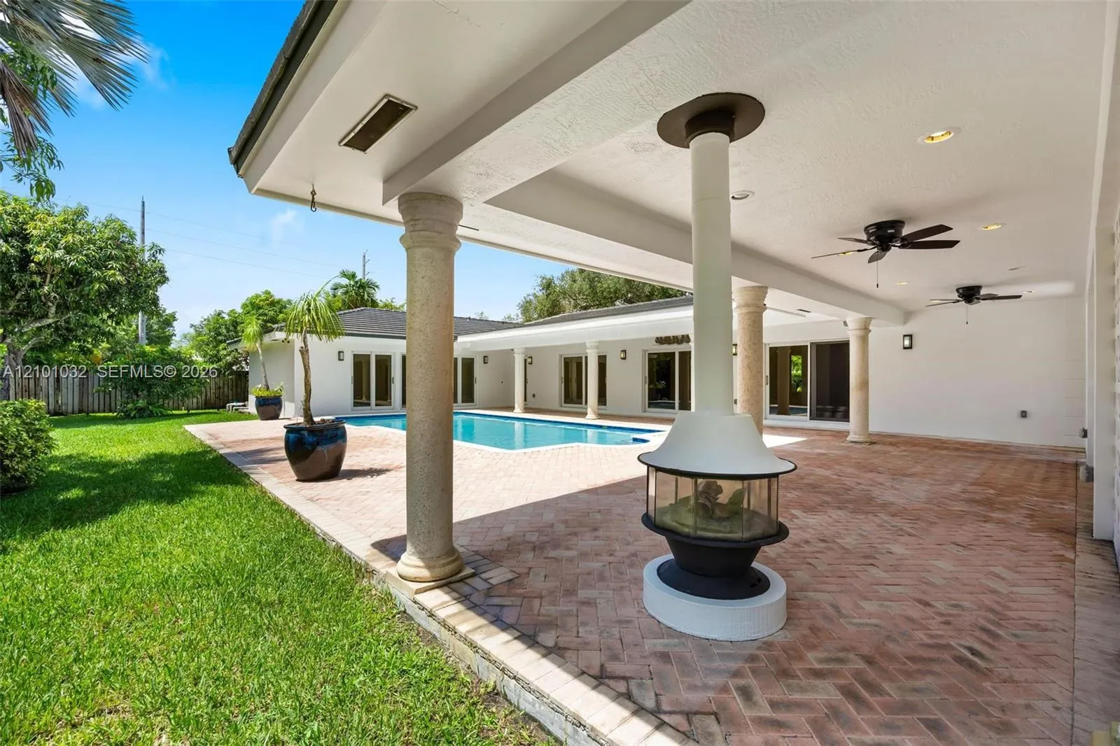 Property photo 32