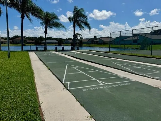 shuffle board