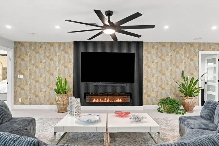 43-web-or-mls-116_Periwinkle_Dr_02368