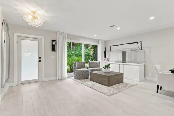 37-web-or-mls-116_Periwinkle_Dr_02326