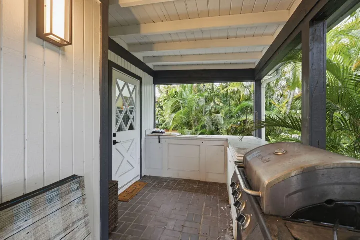 14-web-or-mls-116_Periwinkle_Dr_02230