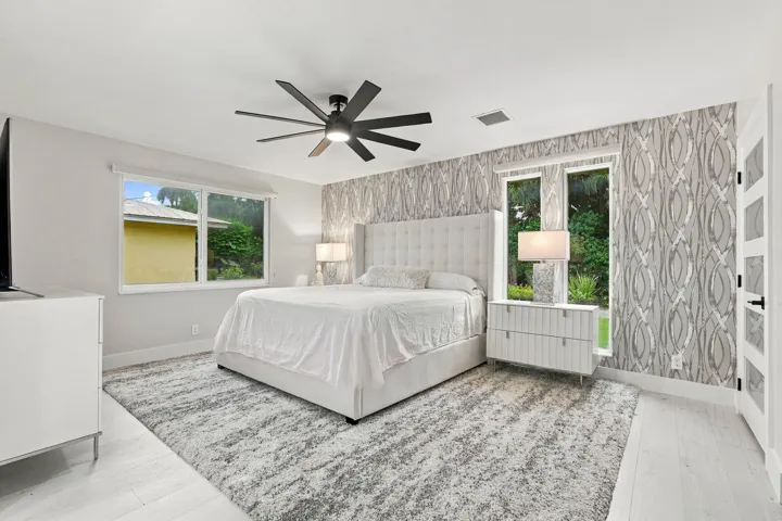 28-web-or-mls-116_Periwinkle_Dr_02248