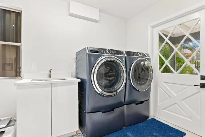 52-web-or-mls-116_Periwinkle_Dr_02416