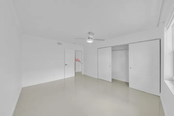 11 Guest Bedroom (2)