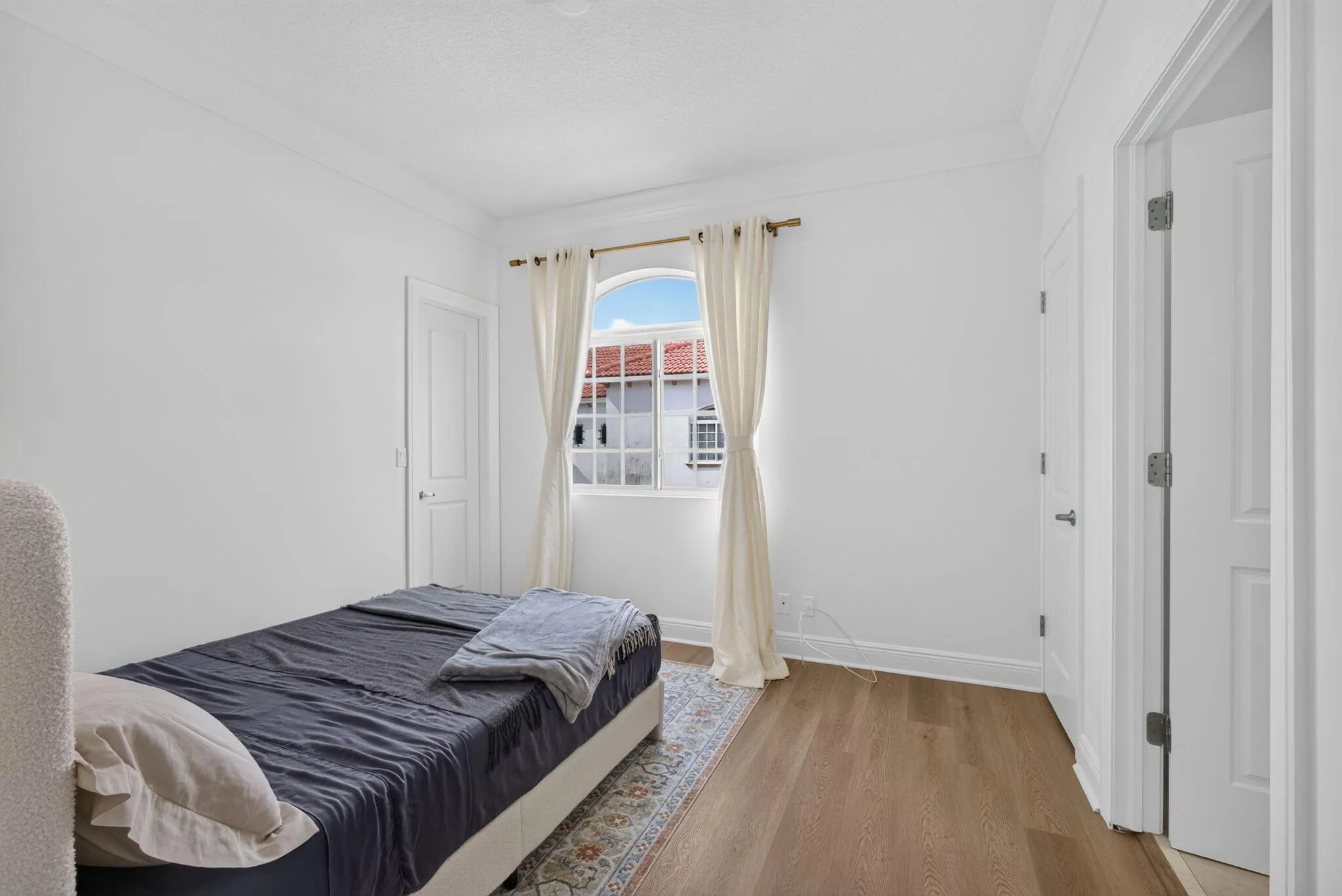 Property photo 28