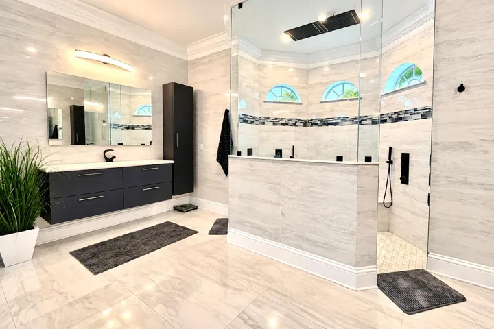 primary bath 2nd view