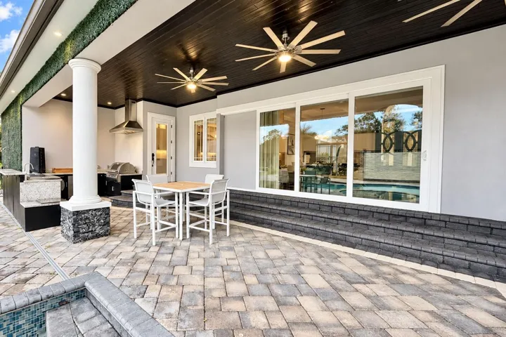 covered lanai