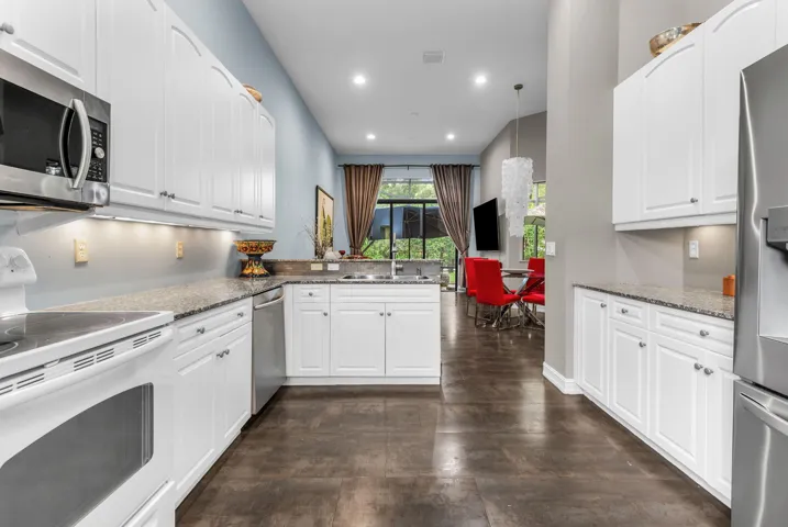 52-web-or-mls-photo-36