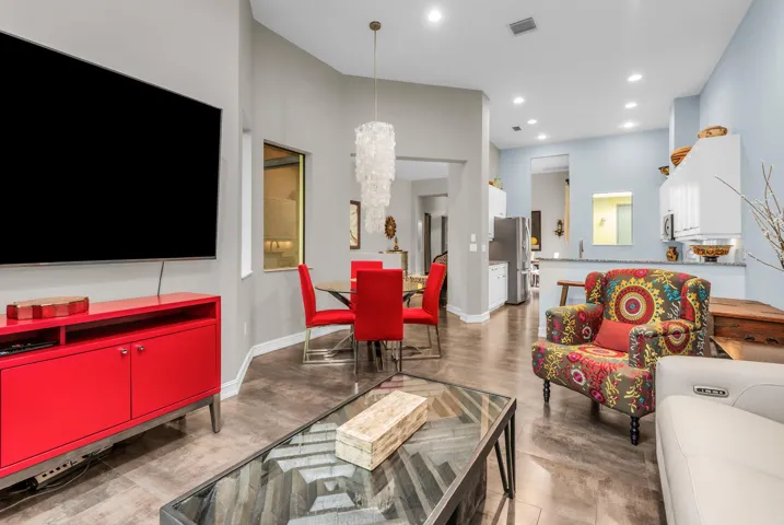46-web-or-mls-photo-30