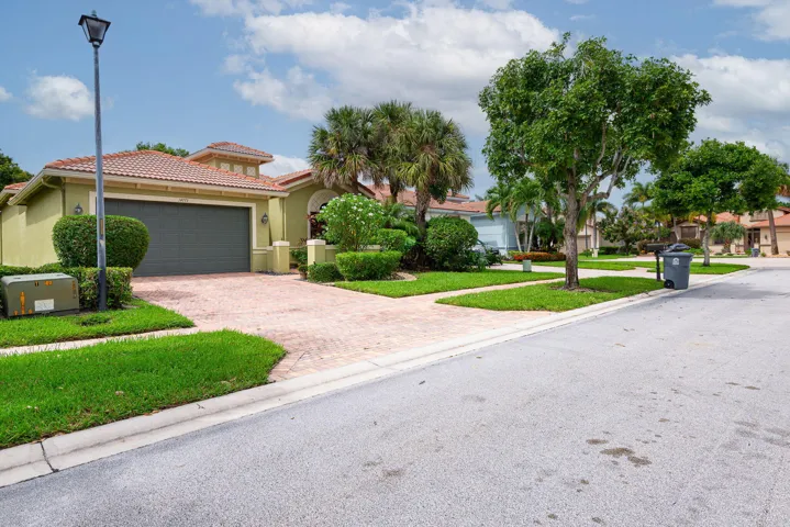 59-web-or-mls-photo-43