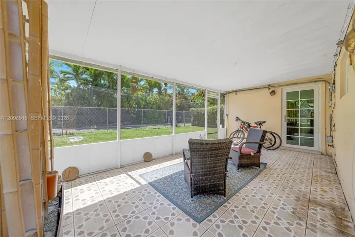 Screened-In Patio