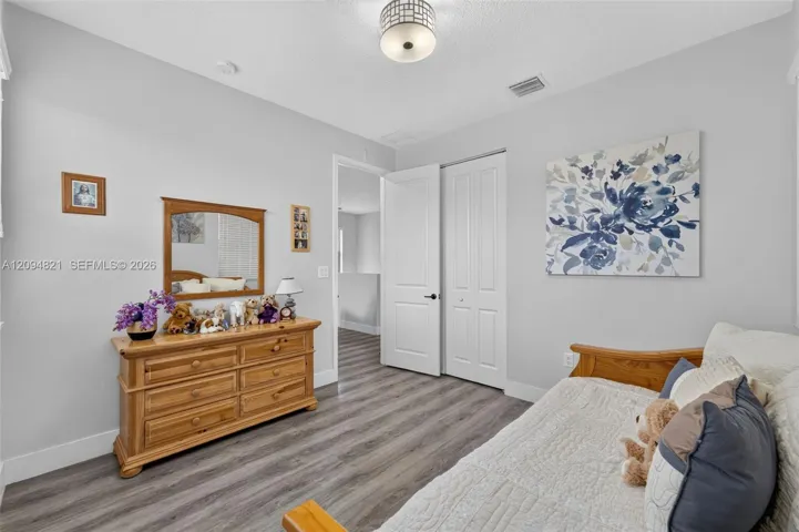 2nd Bedroom
