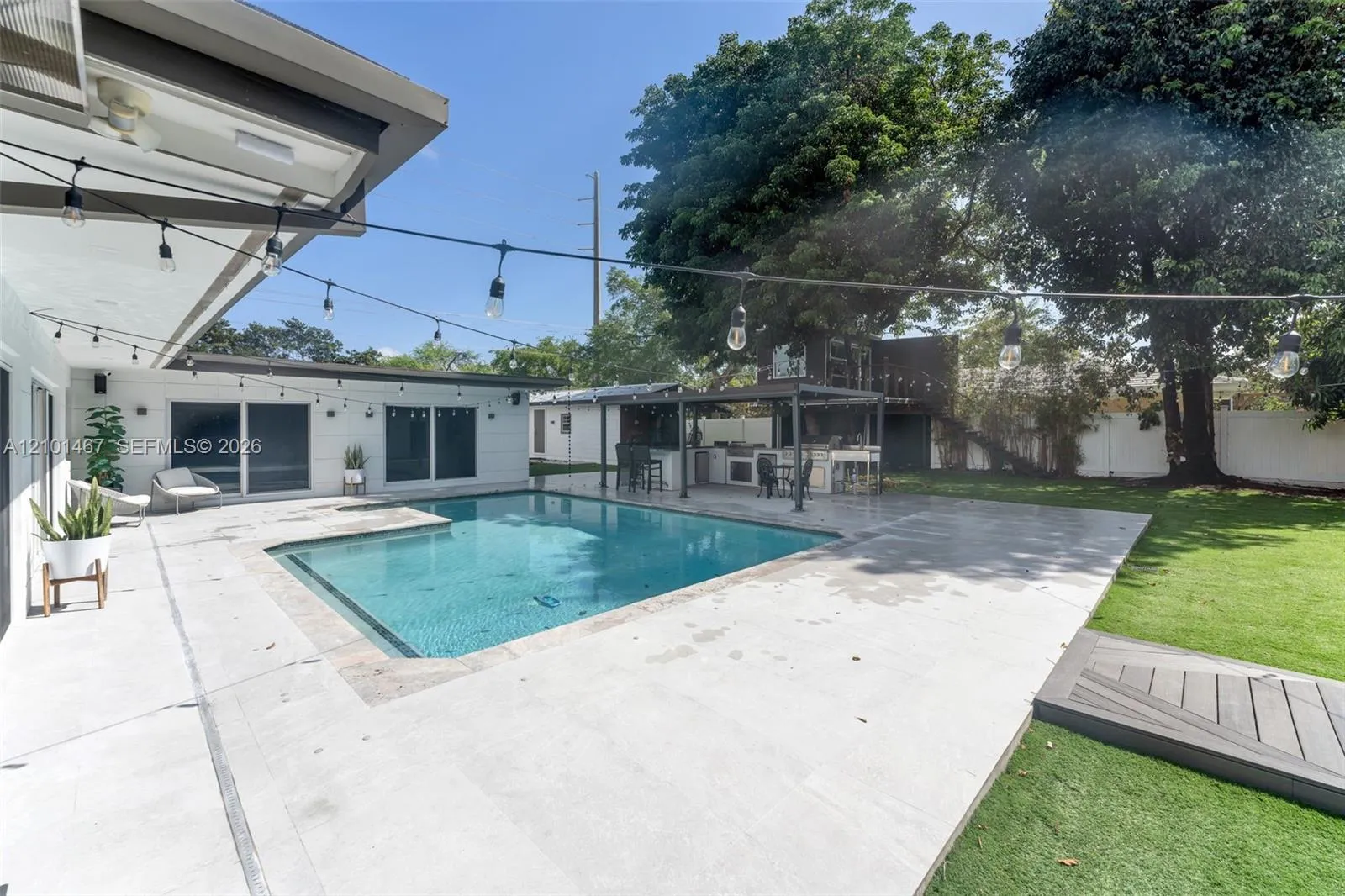 Property photo 38