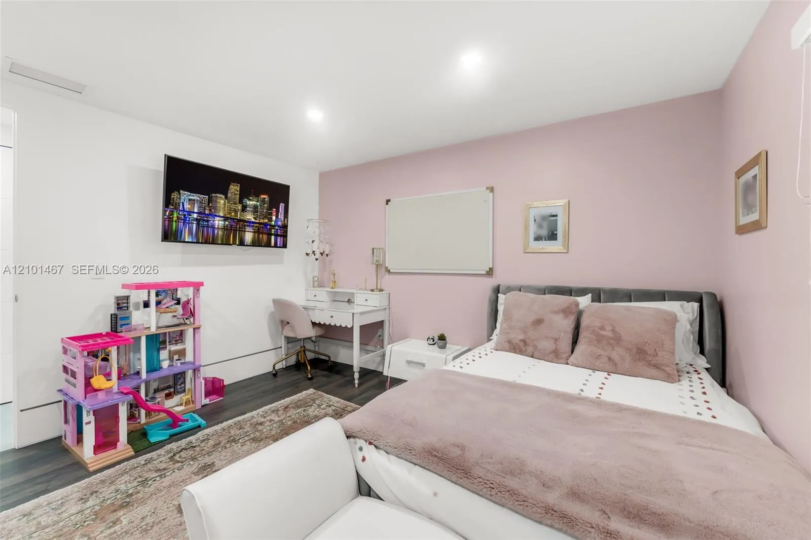 Property photo 31
