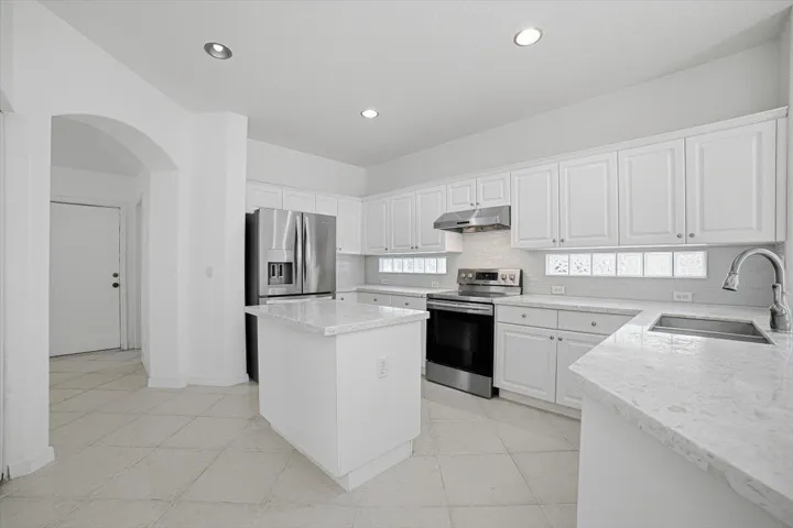 47-Kitchen