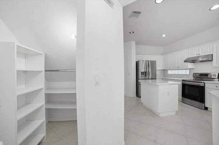 31-Closet-Kitchen