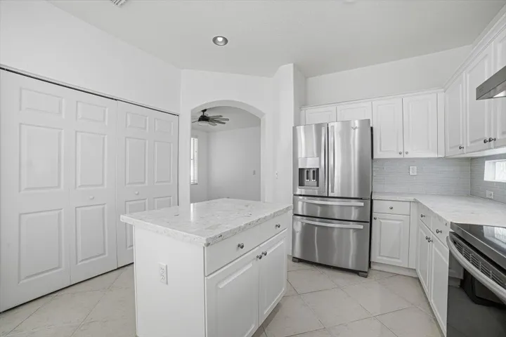 48-Kitchen-B