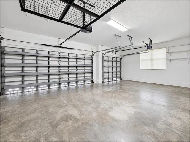 44-Garage