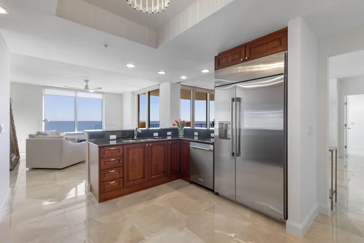 27-web-or-mls-19 Ave De La Mer #405-27