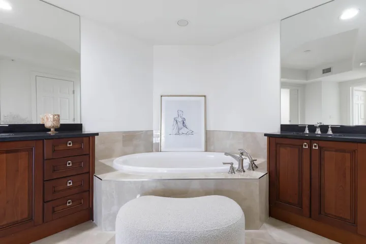 42-web-or-mls-19 Ave De La Mer 405-42