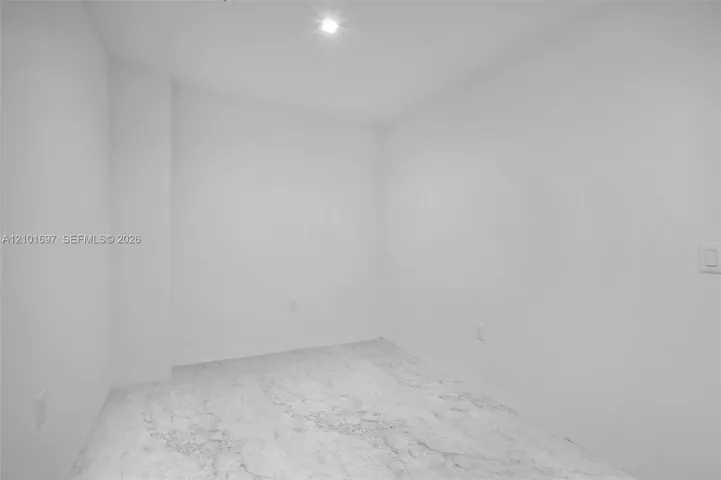 Photo 39