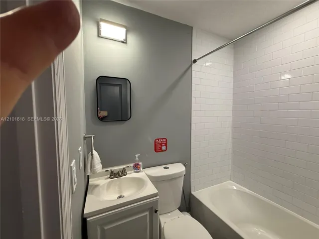 Photo 52