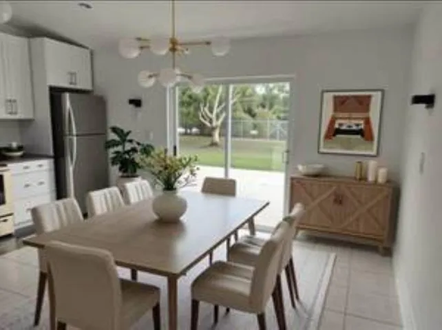 3staged 5570 pic dining room