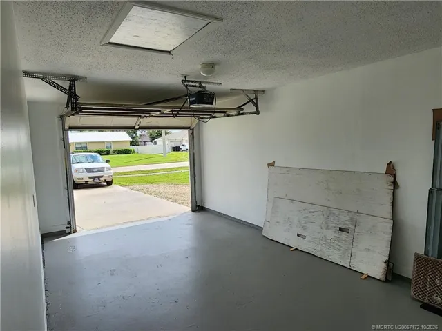 Large single car garage