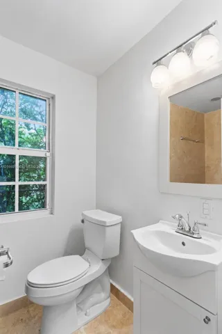 Full Bathroom in Guest House