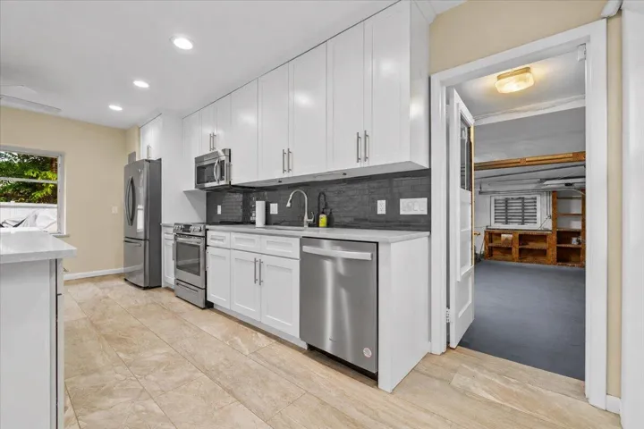 2337 sw 20th kitchenb