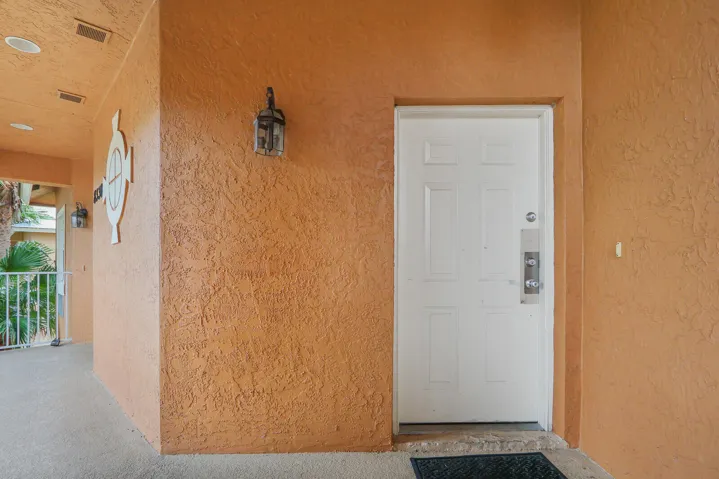UNIT A ENTRANCE