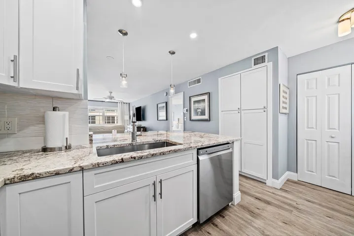 3851 N Ocean Blvd - 311
