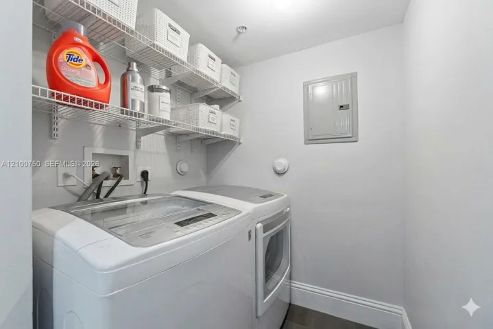 Photo 15